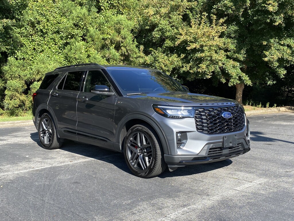 Used 2025 Ford Explorer ST-Line SUV