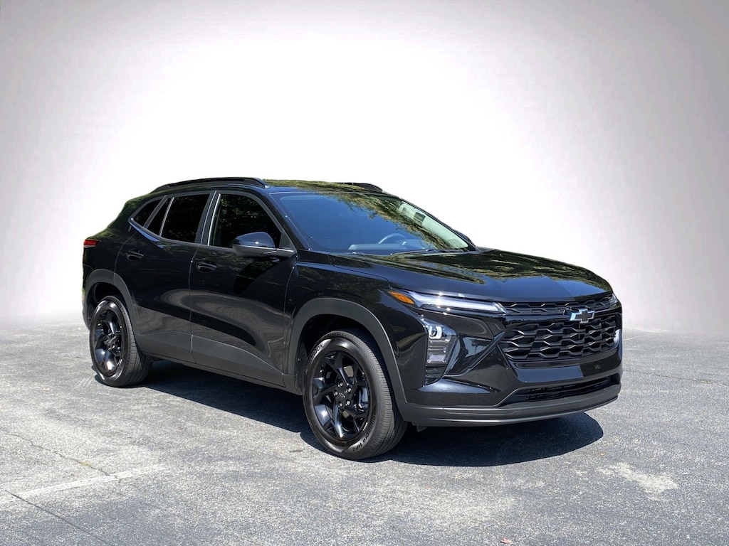 Used 2026 Chevrolet Trax LT SUV
