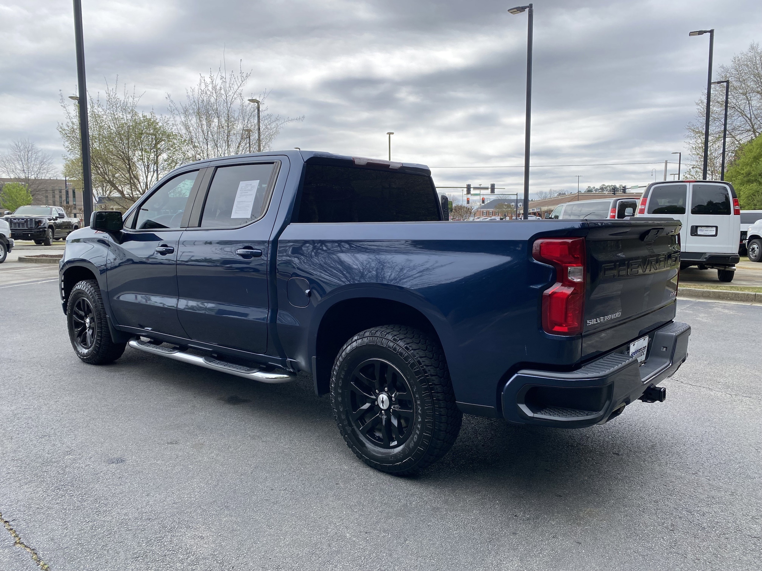 2022 Chevrolet Silverado 1500 LTD RST photo 5