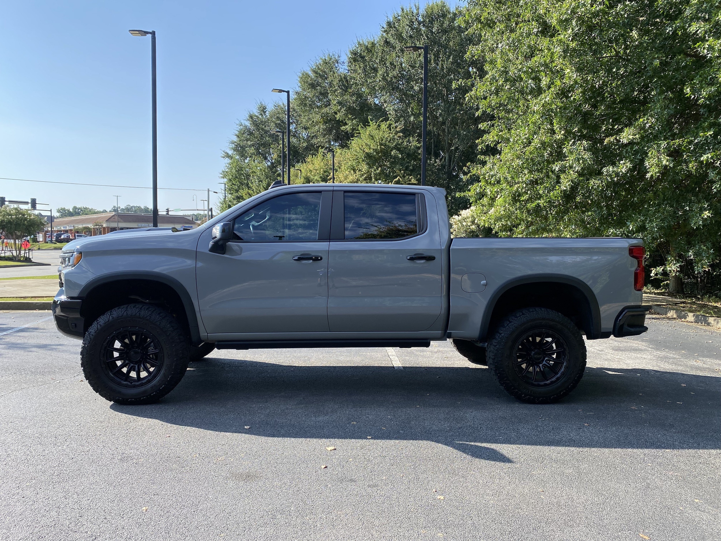 2025 Chevrolet Silverado 1500 ZR2