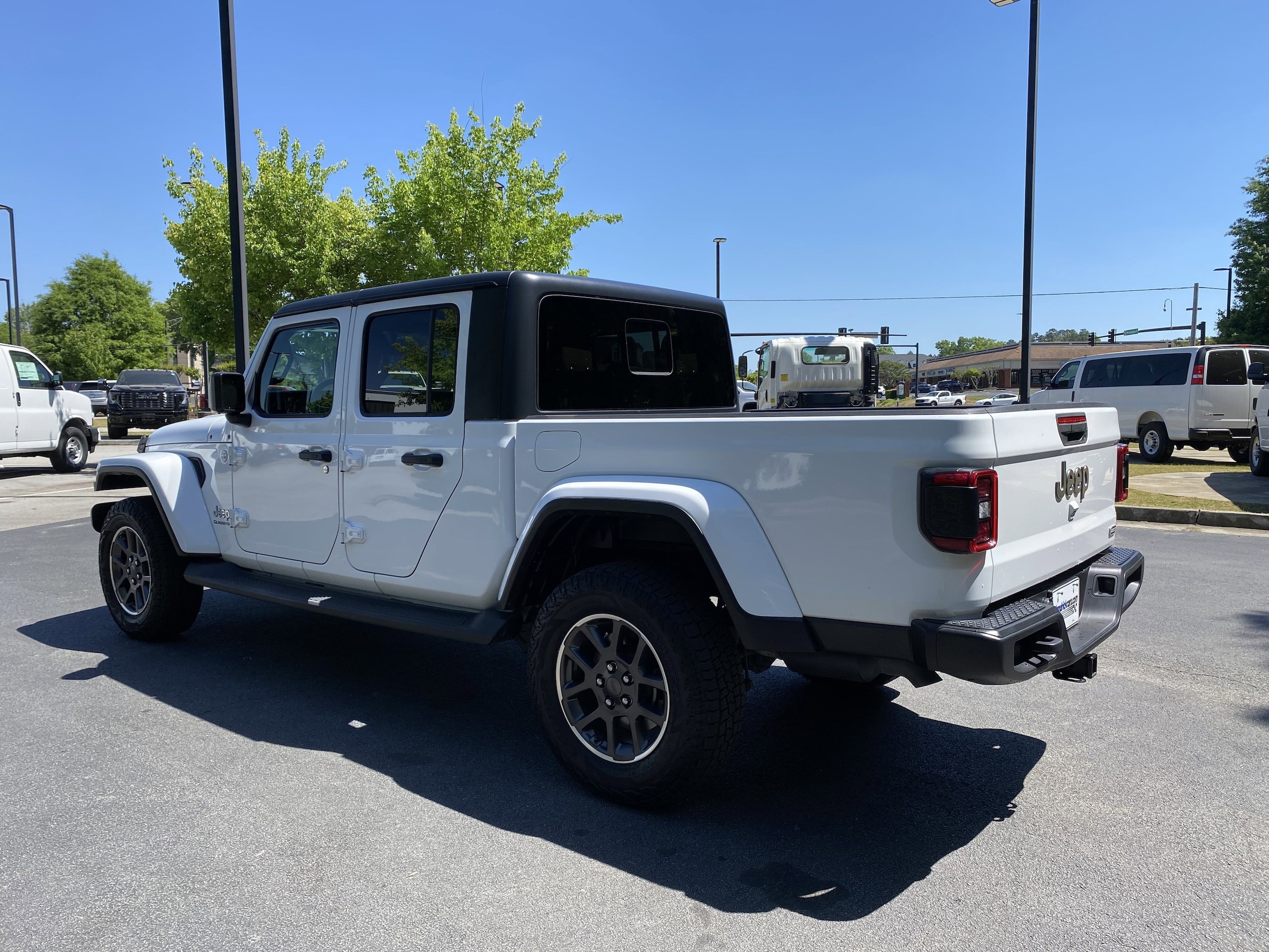 2020 Jeep Gladiator Overland photo 6