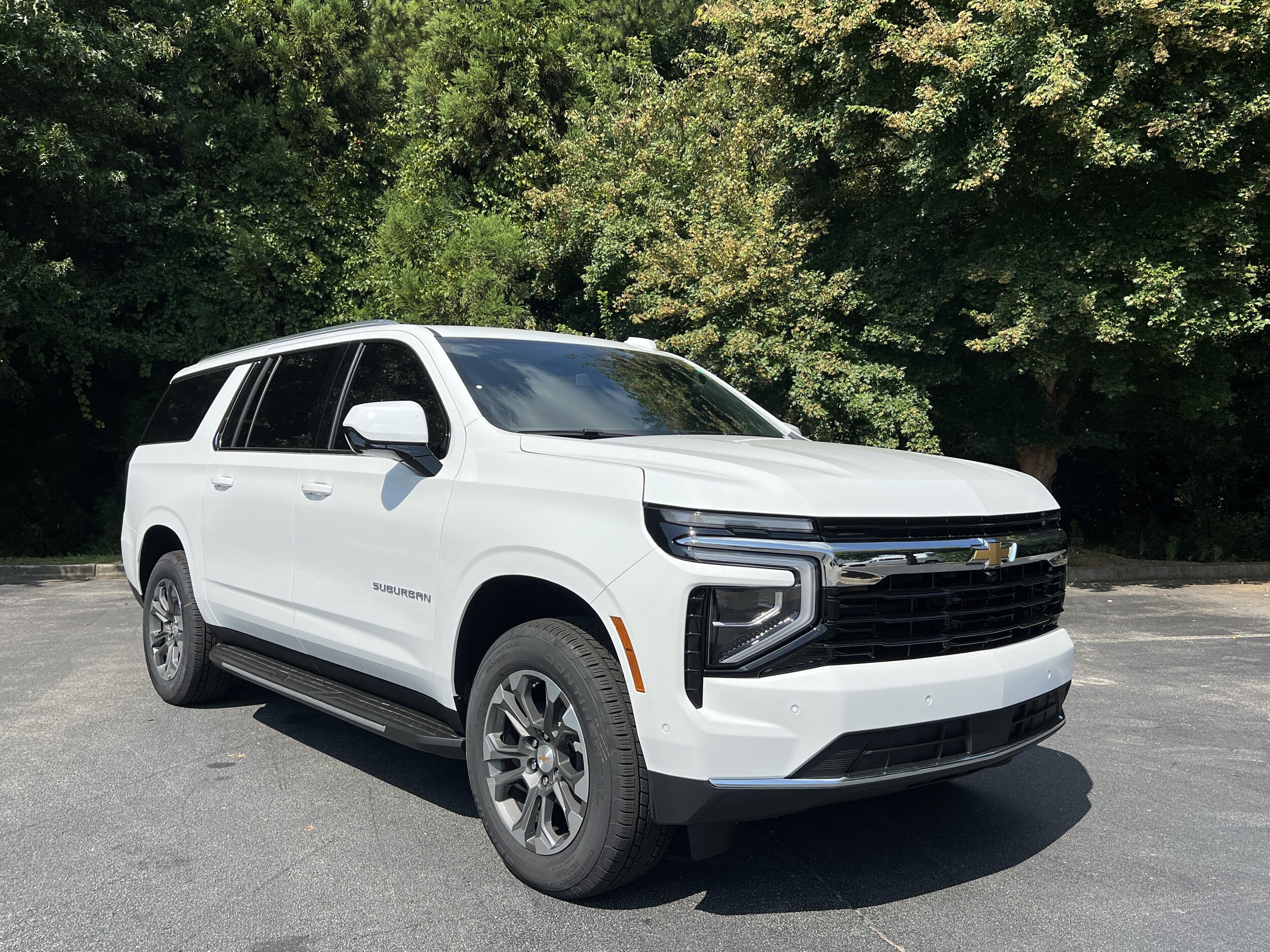 2026 Chevrolet Suburban LS