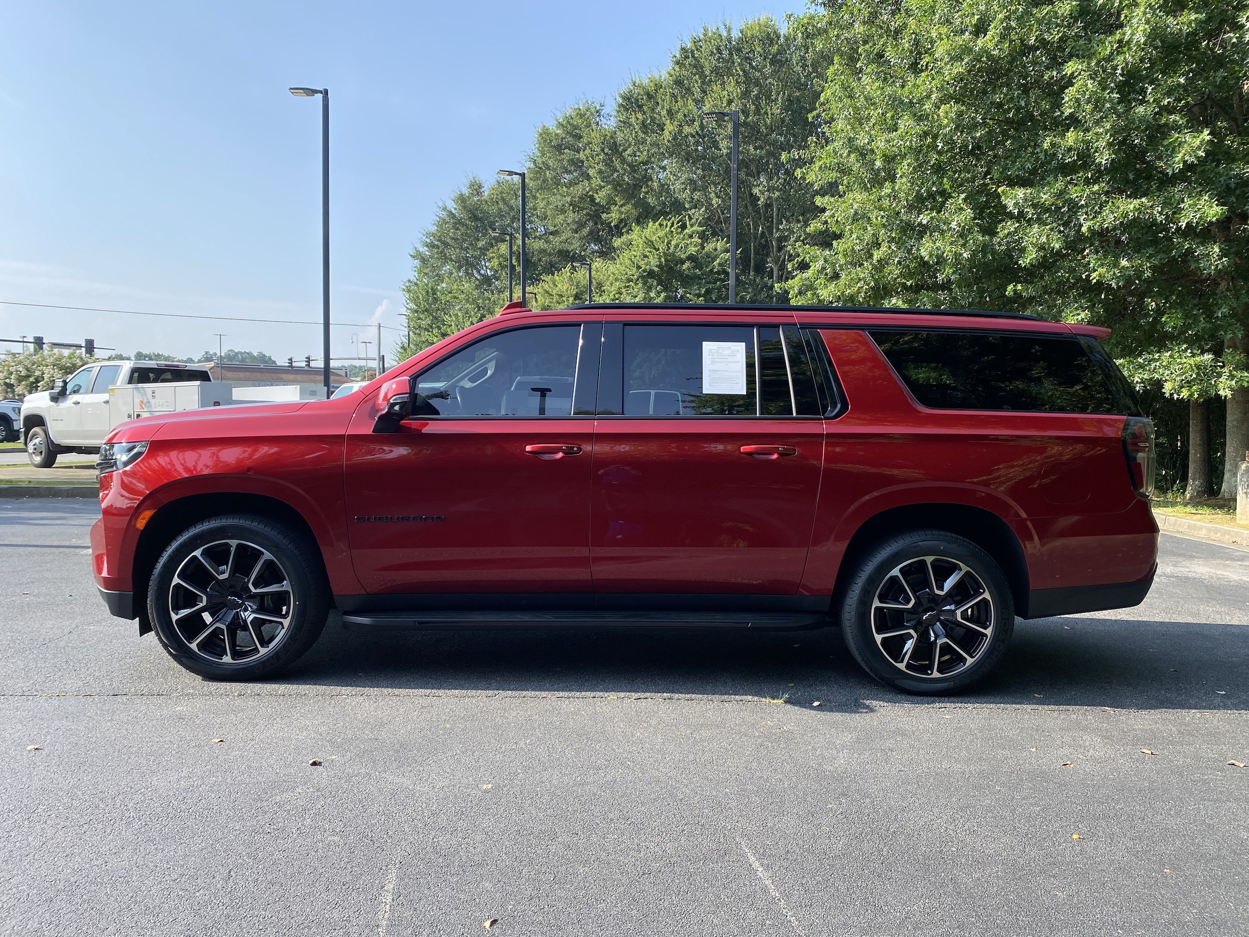 2022 Chevrolet Suburban RST