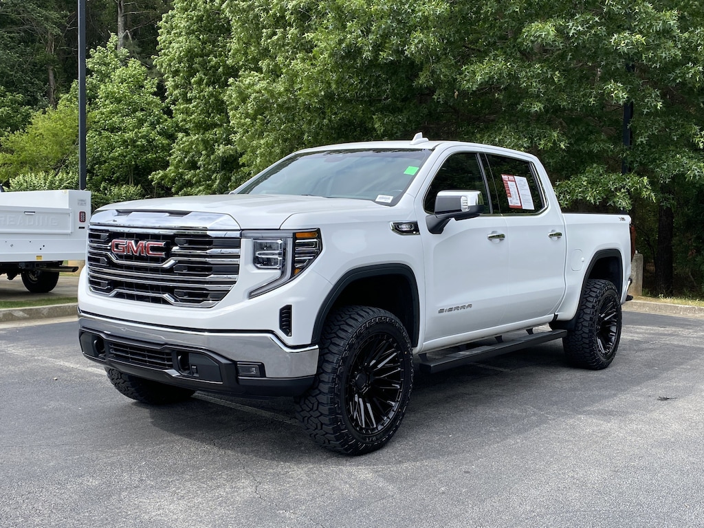 Used 2023 GMC Sierra 1500 SLT Pickup