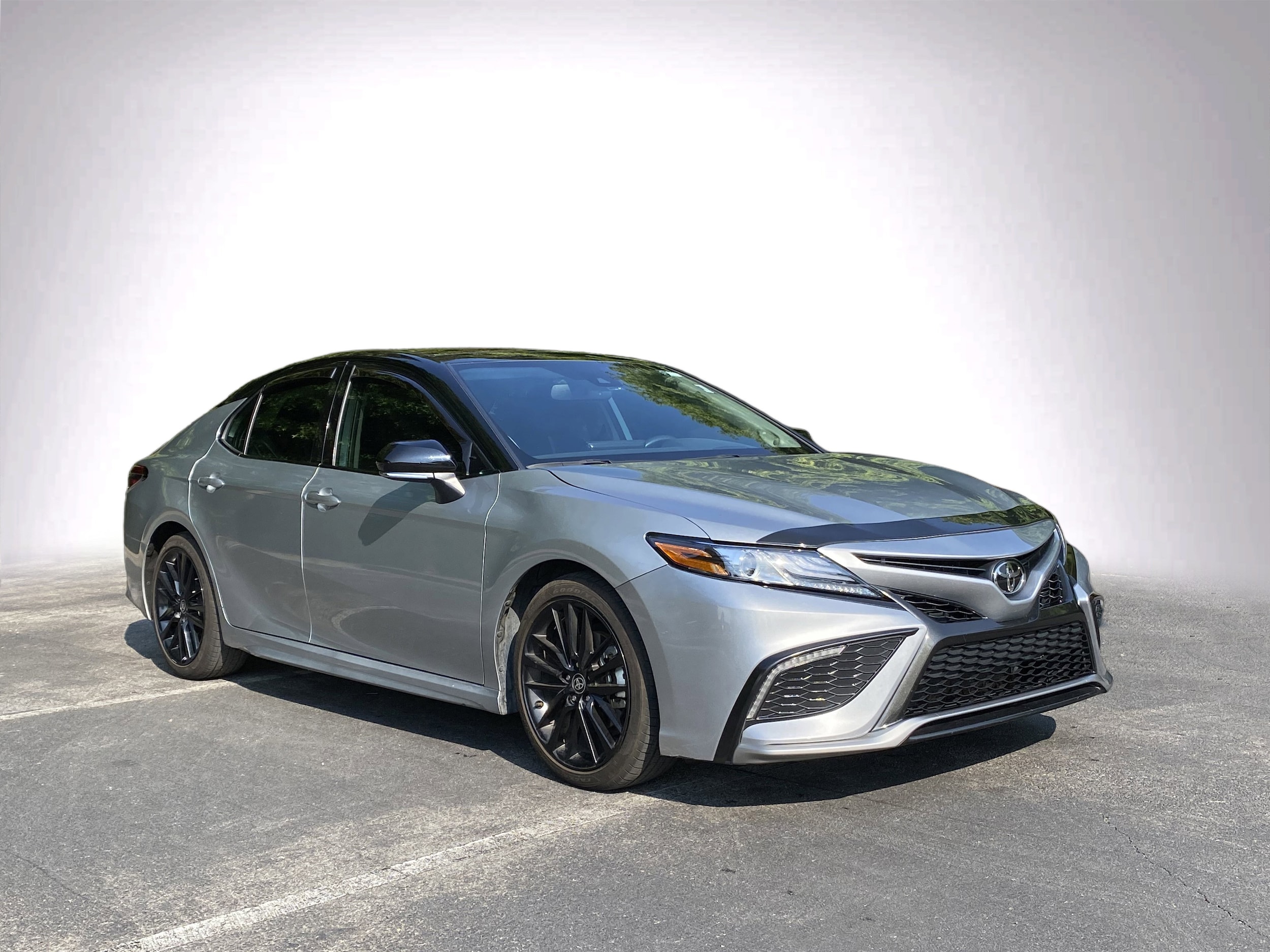 2024 Toyota Camry XSE V6 photo 2