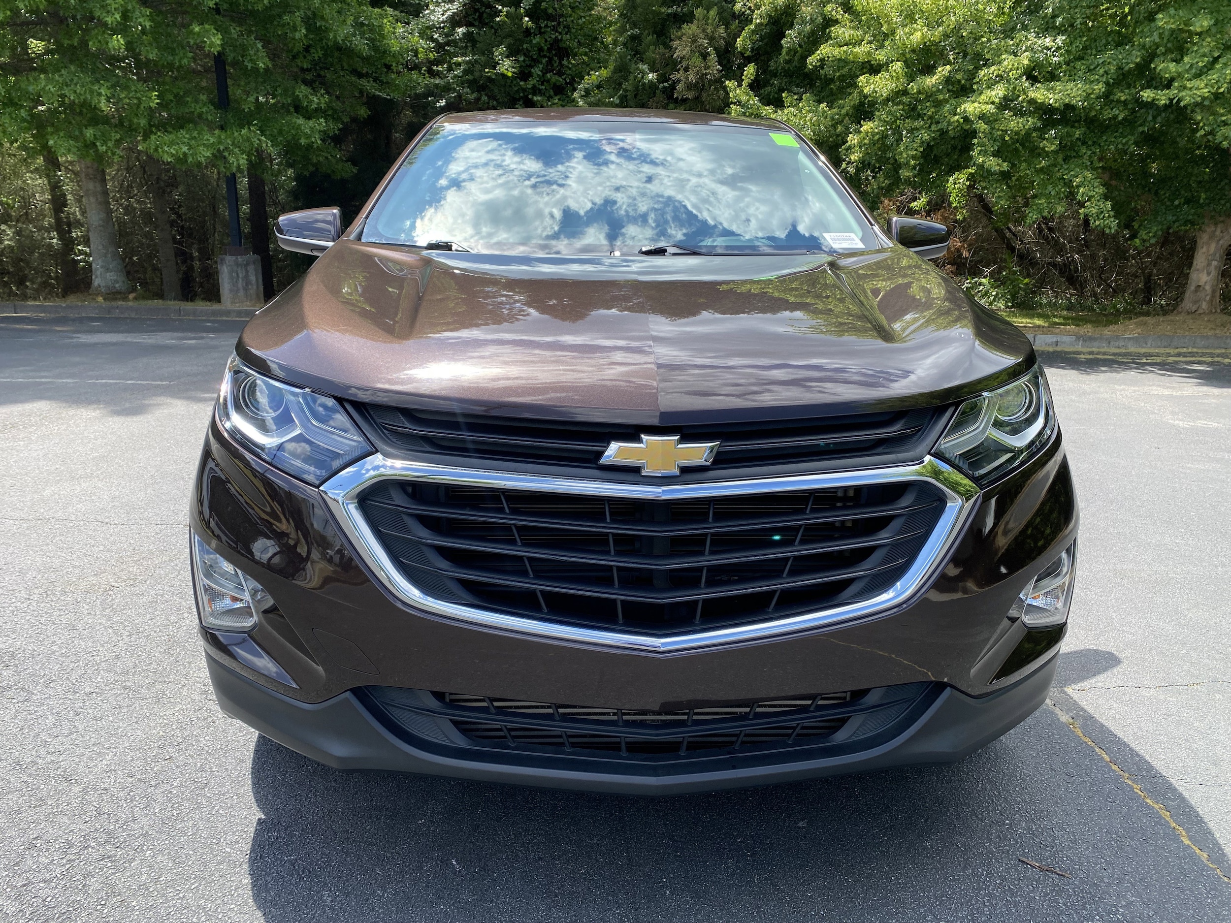 2020 Chevrolet Equinox LT photo 2