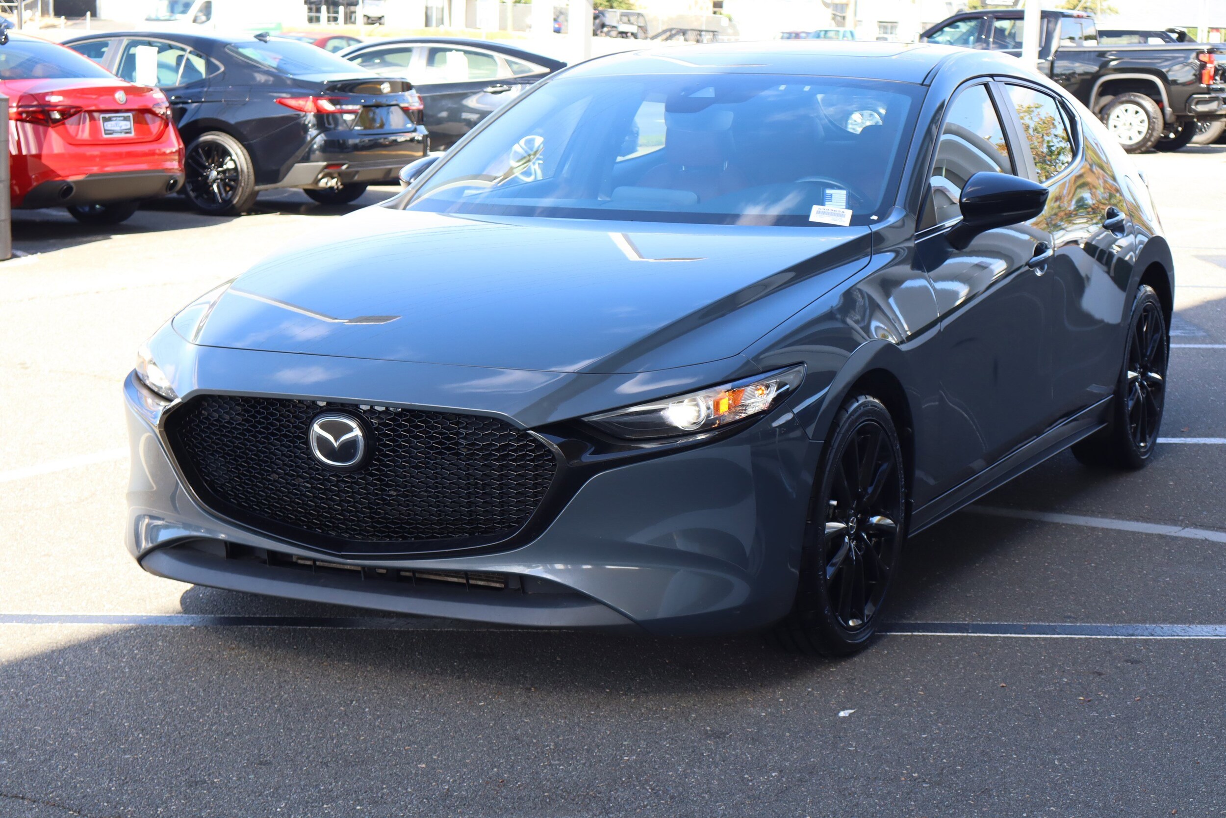 2022 Mazda Mazda3 Carbon photo 3