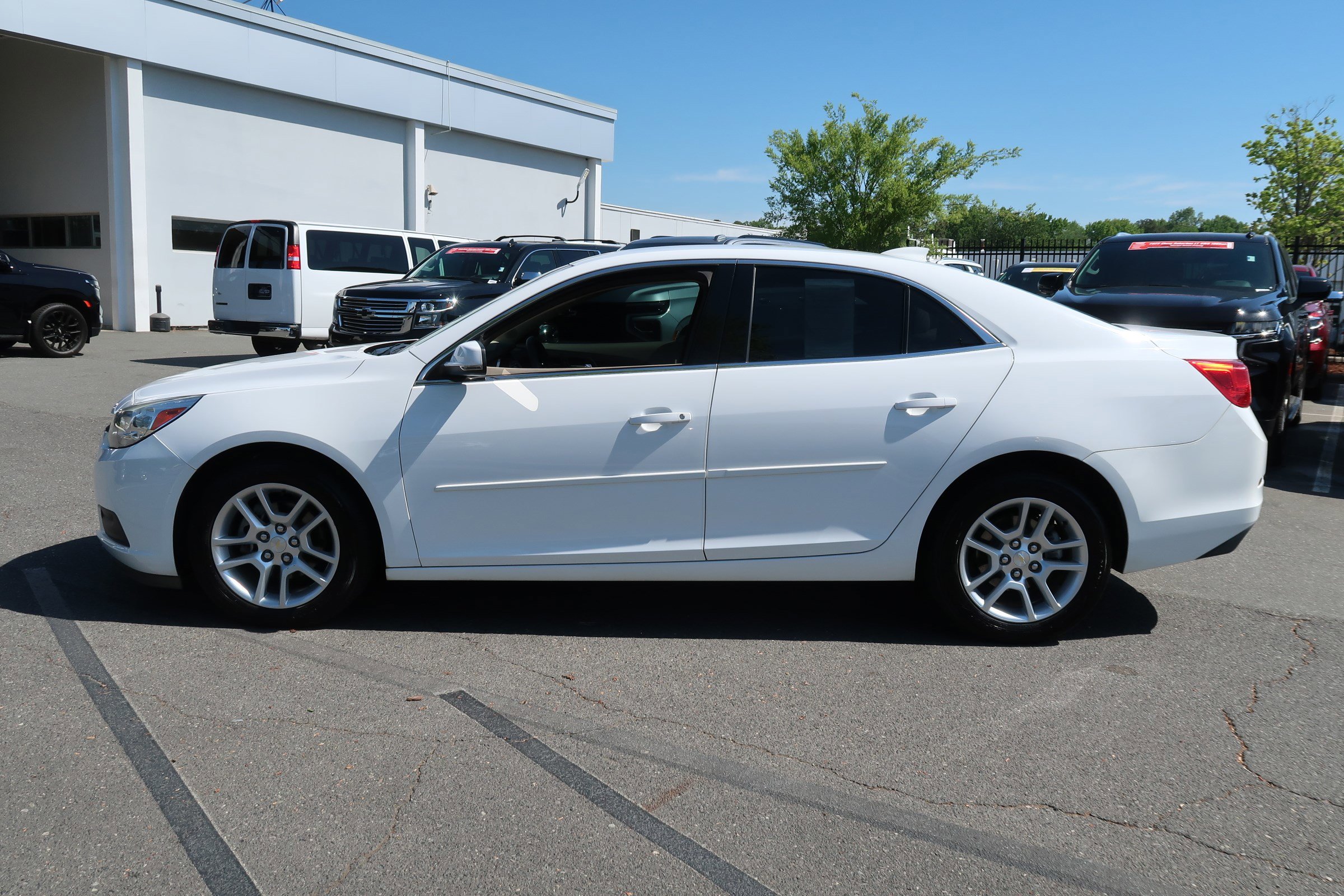 2015 Chevrolet Malibu LT photo 6