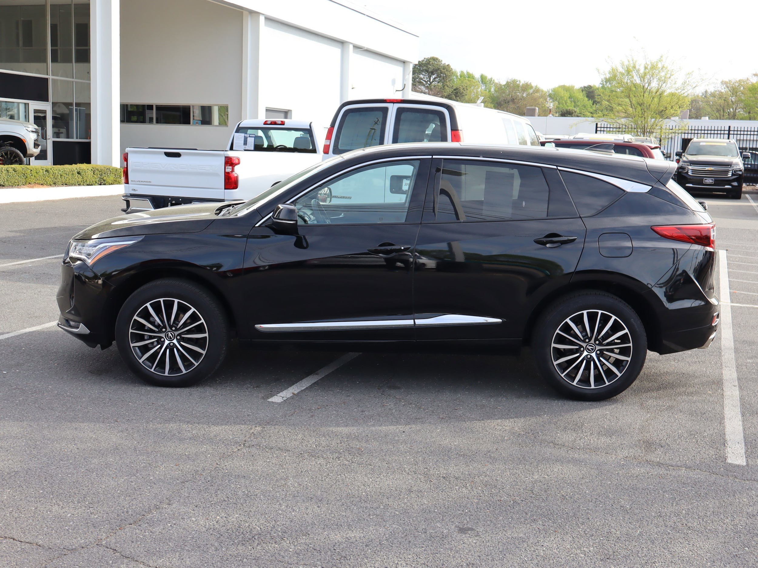 2025 Acura RDX w/Advance Package photo 5