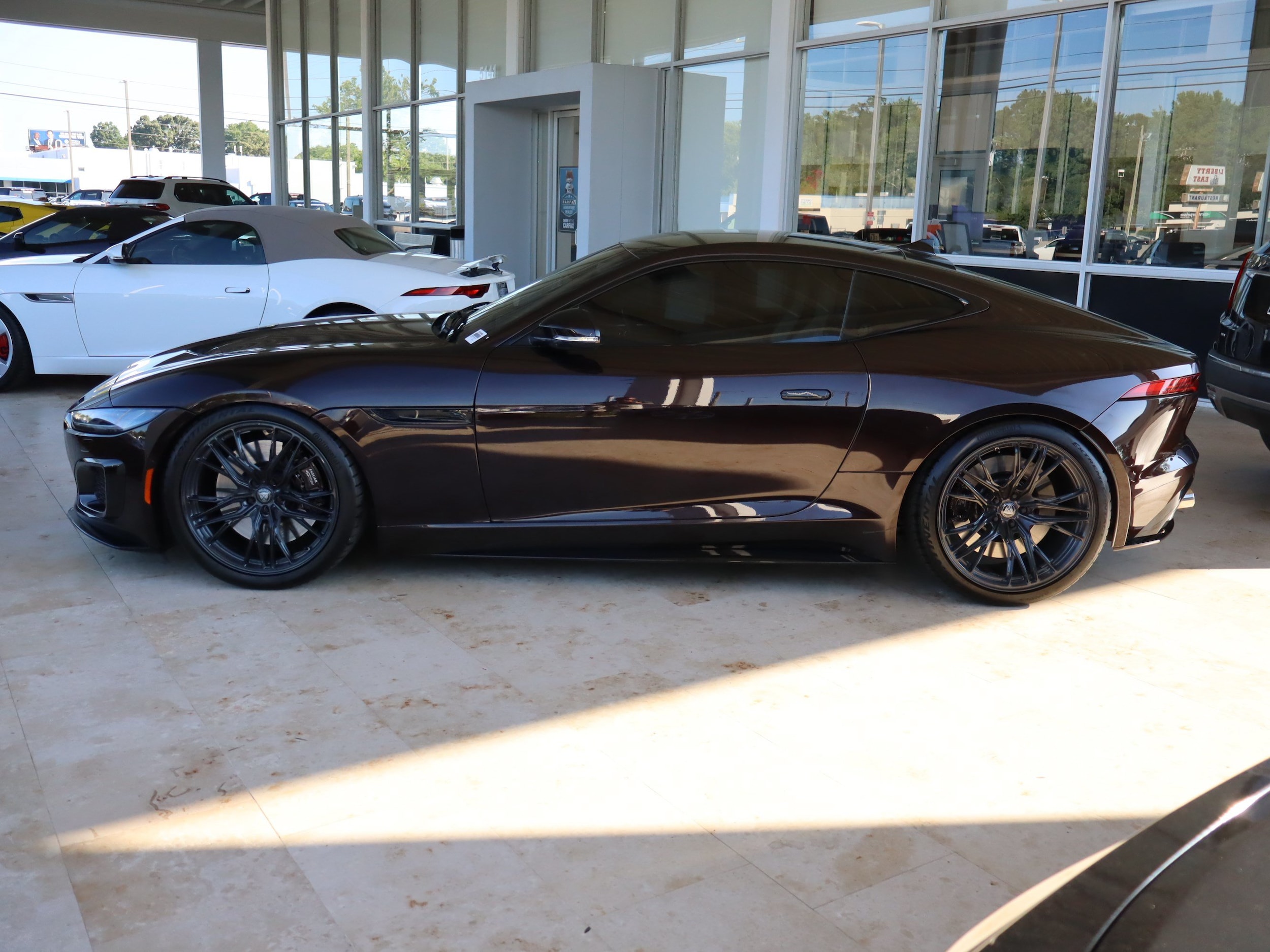 Jaguar F-TYPE R