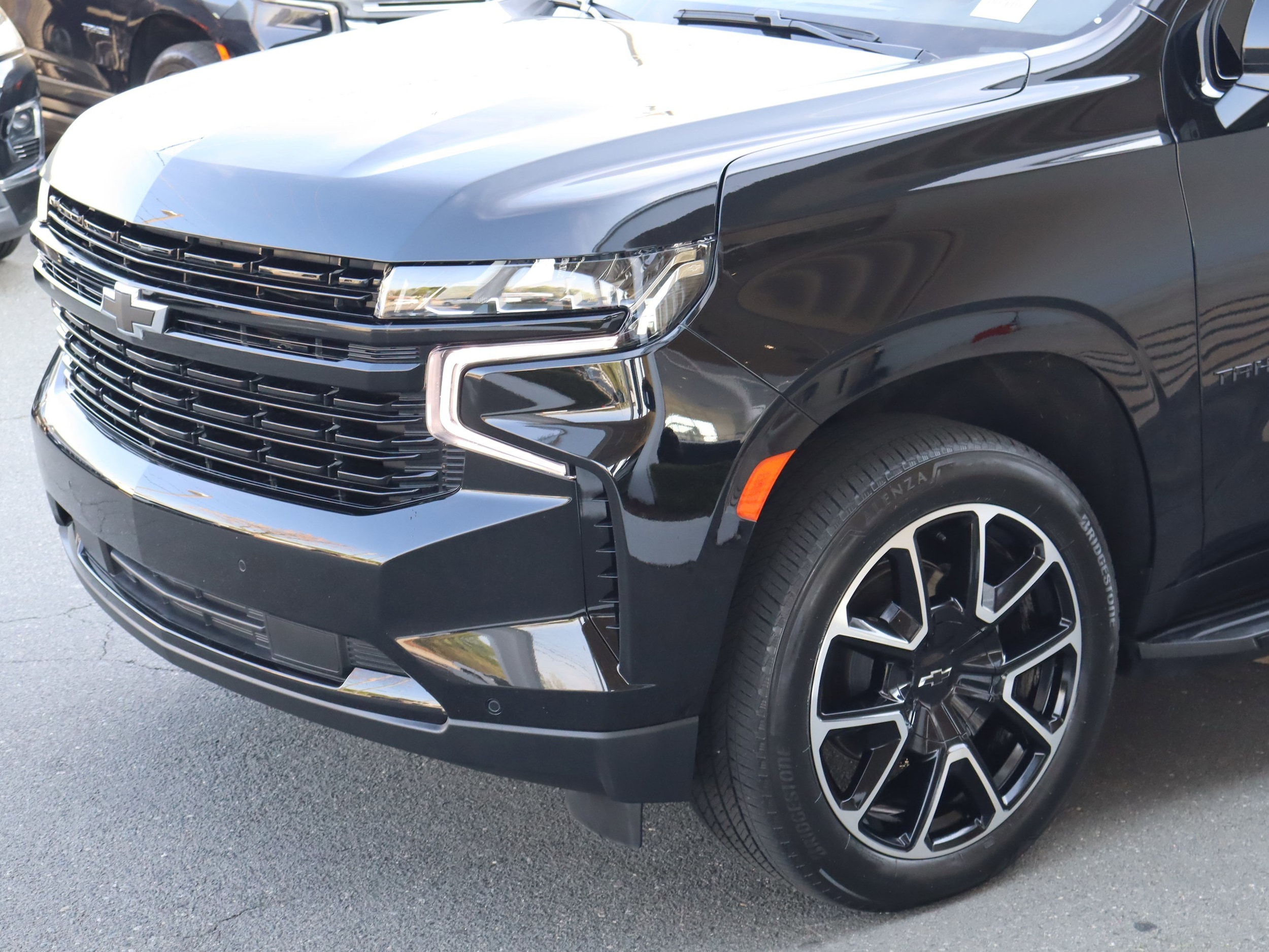 2023 Chevrolet Tahoe RST photo 4