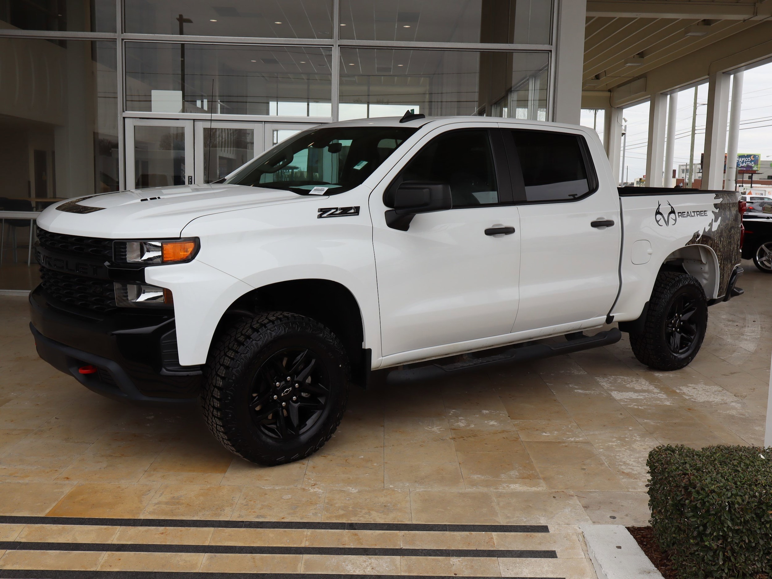 2022 Chevrolet Silverado 1500 LTD Custom Trail Boss photo 5