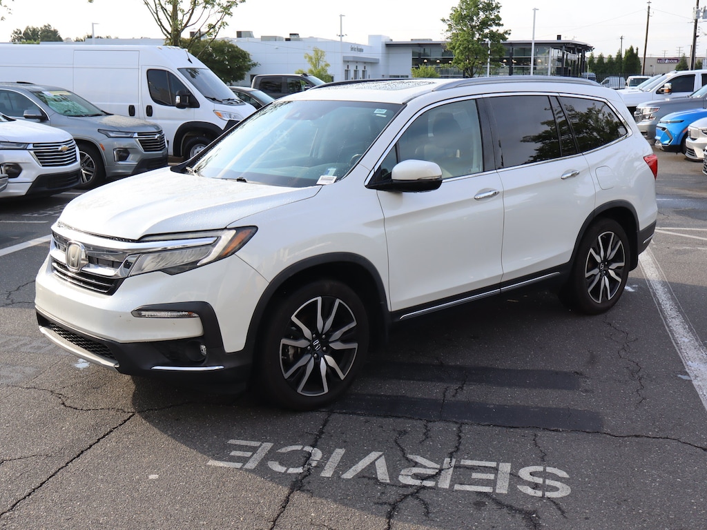 Used 2020 Honda Pilot Touring 8-Passenger SUV