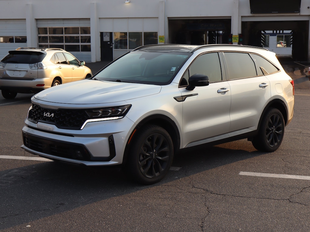 Used 2022 Kia Sorento SX SUV
