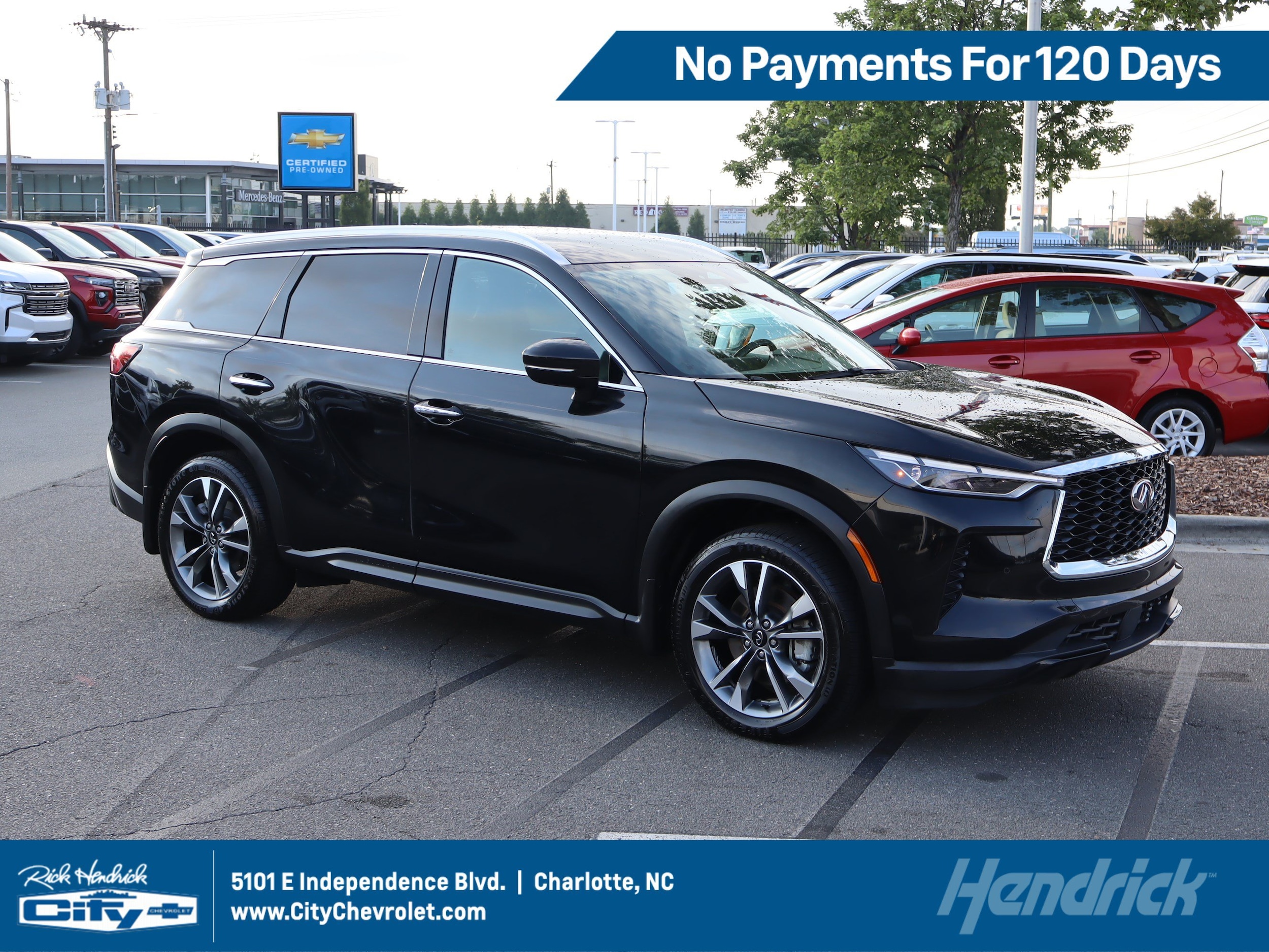 2023 INFINITI QX60 LUXE