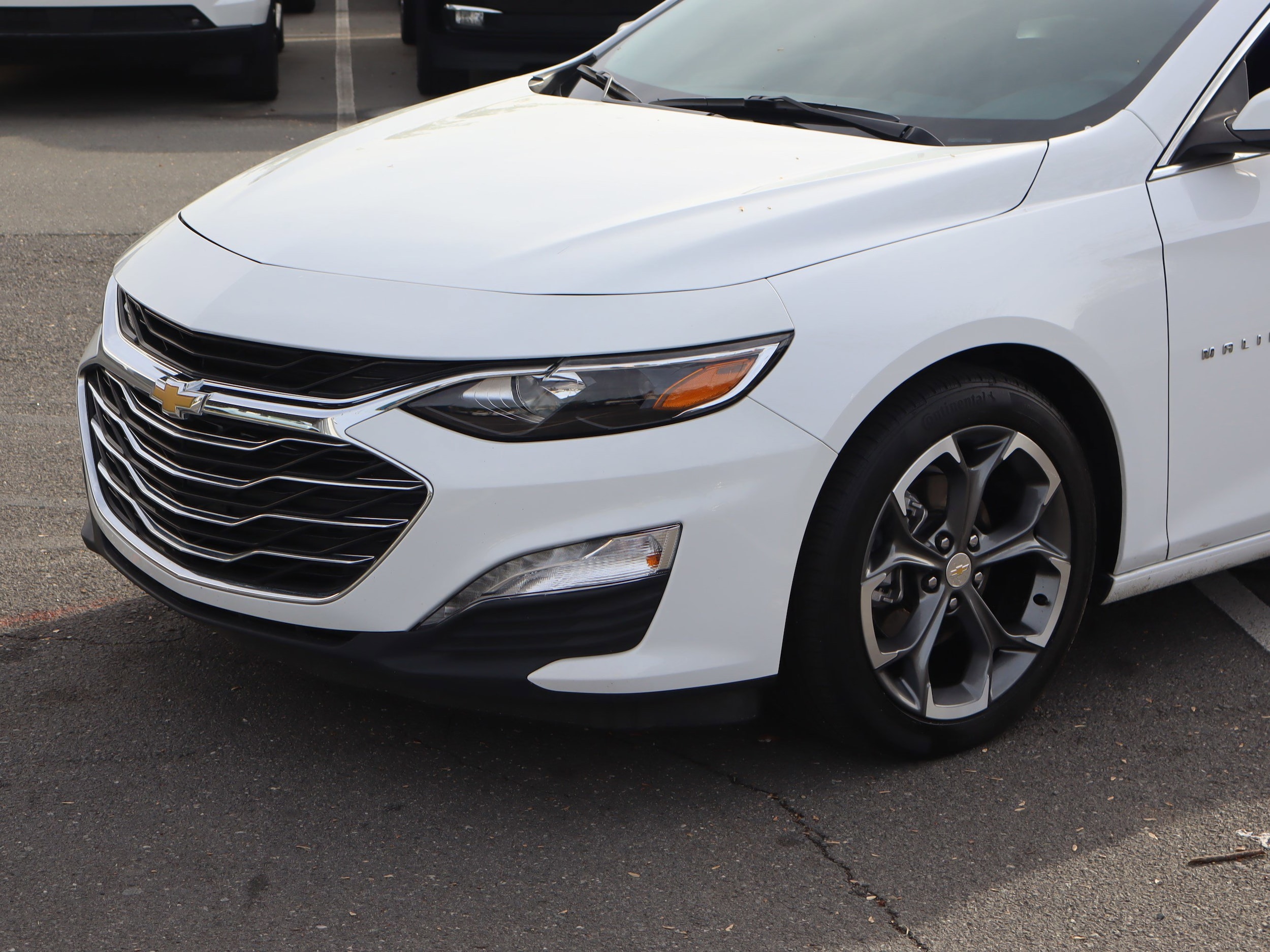 2024 Chevrolet Malibu LT photo 5