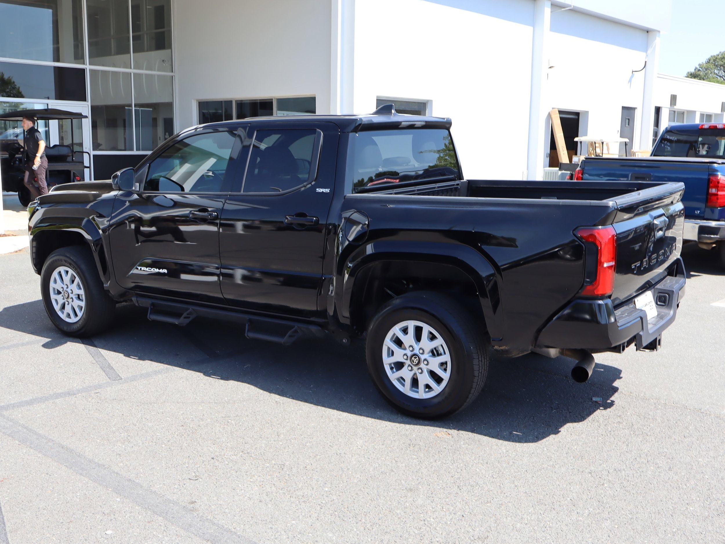 2025 Toyota Tacoma 2WD SR5 photo 6