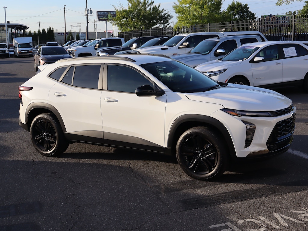 Used 2026 Chevrolet Trax ACTIV SUV