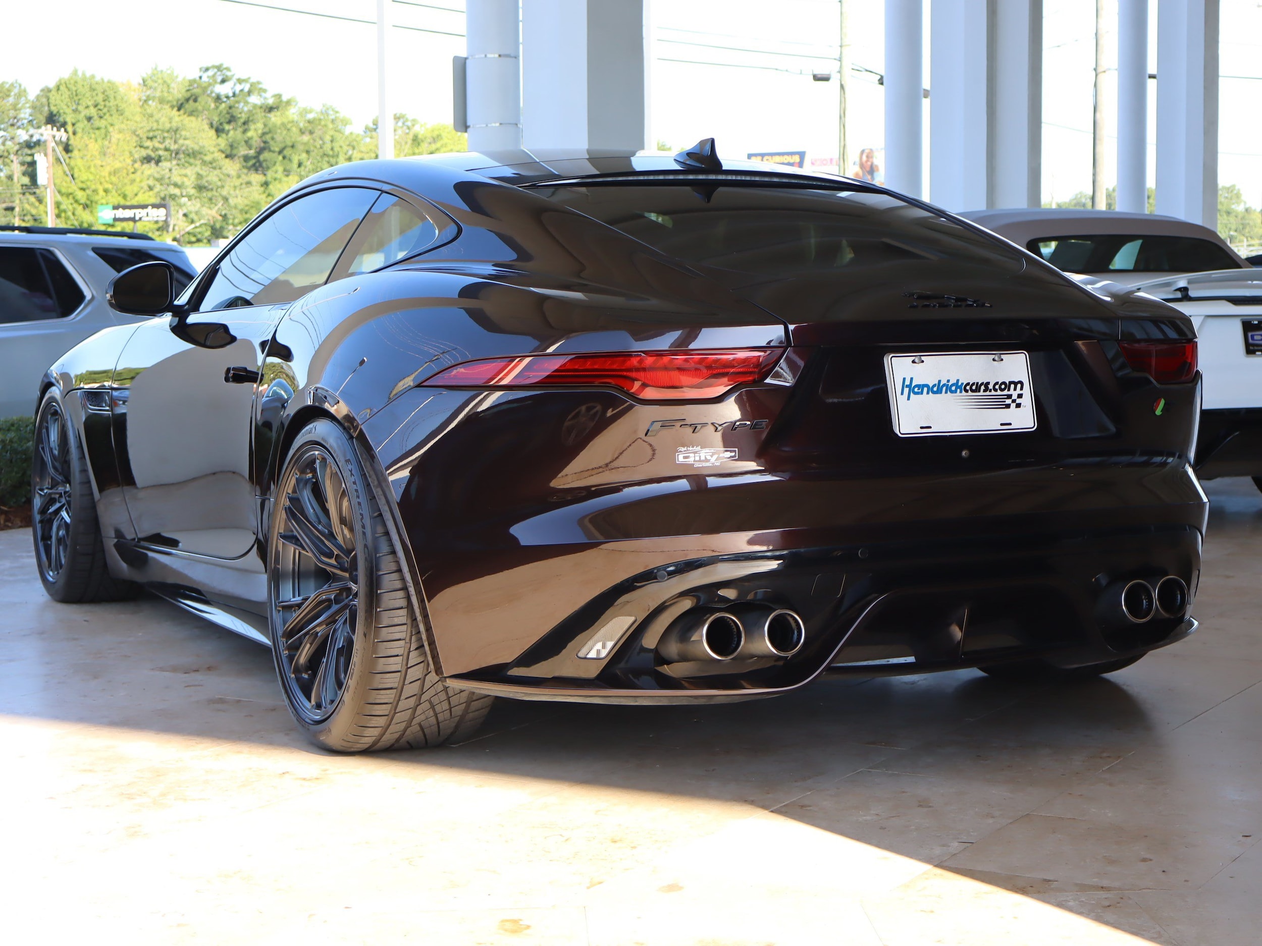 Jaguar F-TYPE R