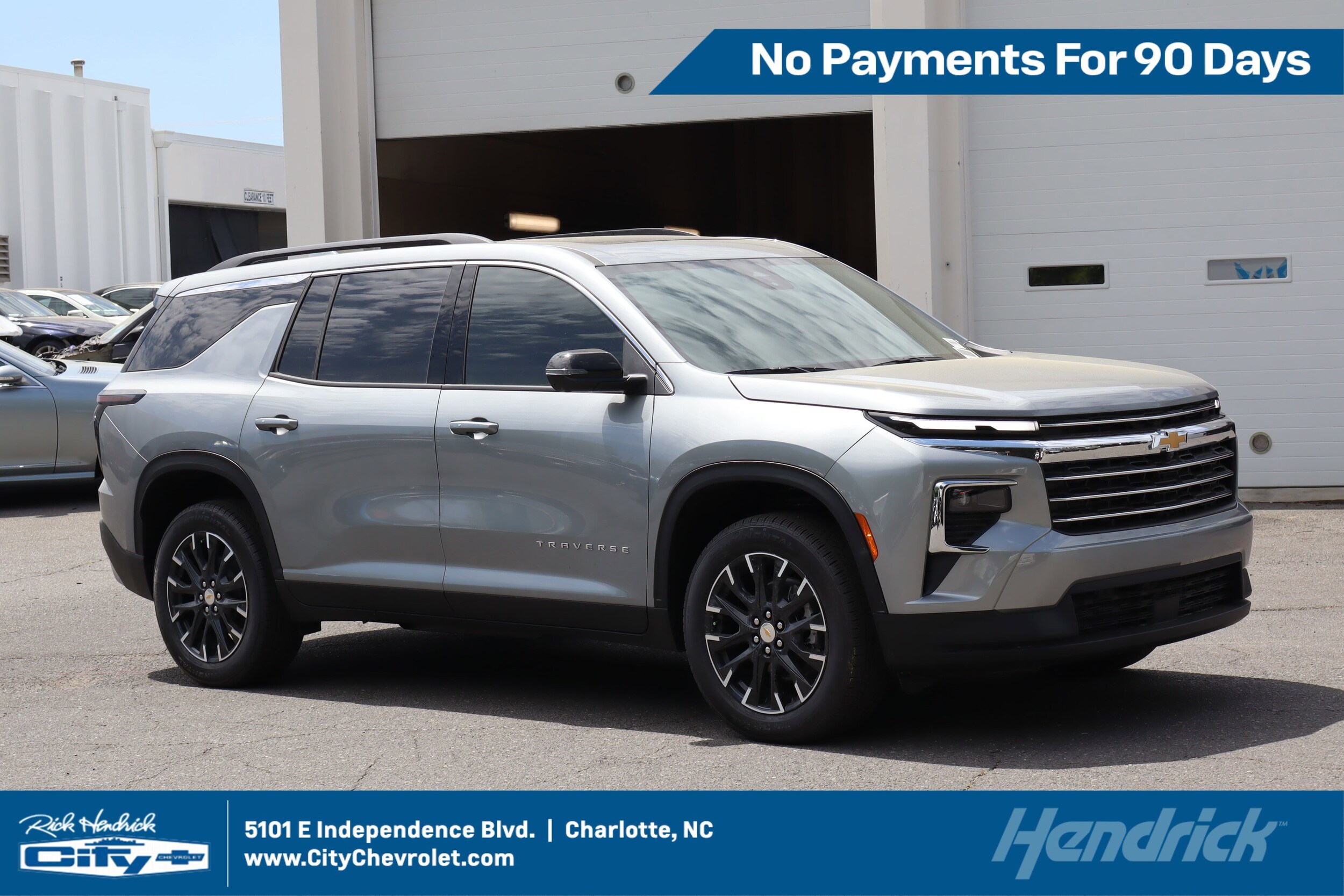 2026 Chevrolet Traverse FWD LT's photo