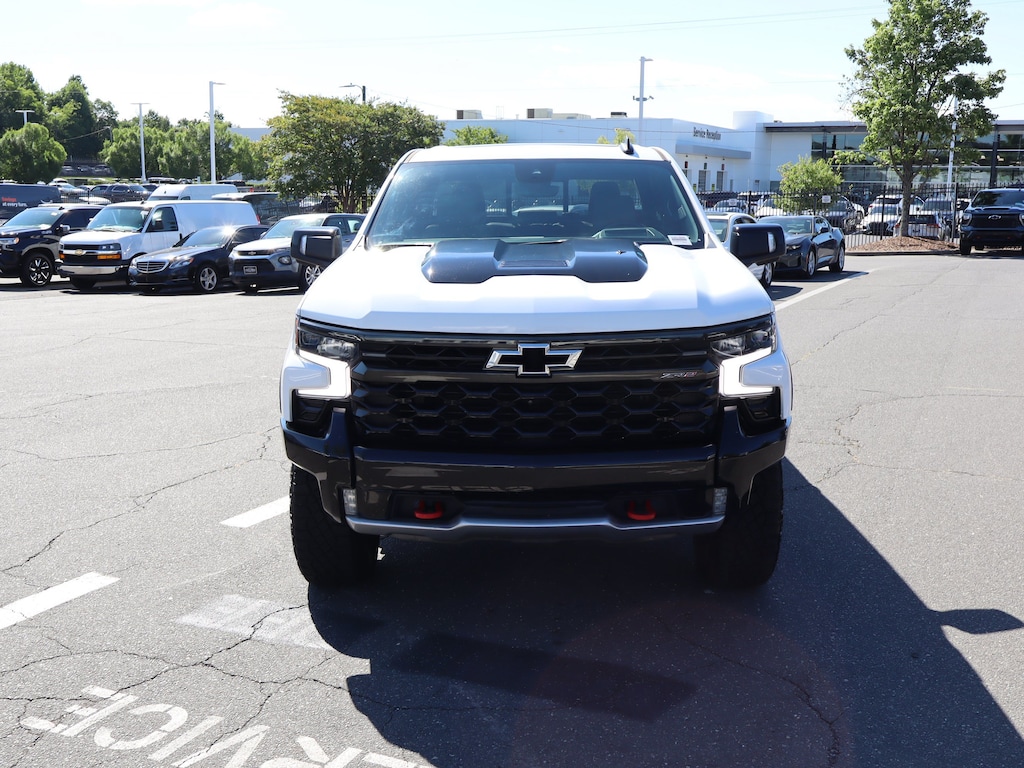 Used 2022 Chevrolet Silverado 1500 ZR2 Pickup