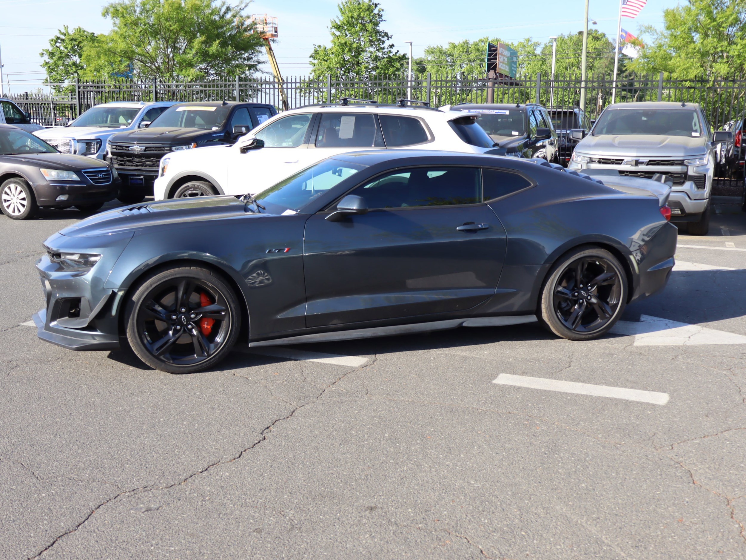 2021 Chevrolet Camaro LT1 photo 6