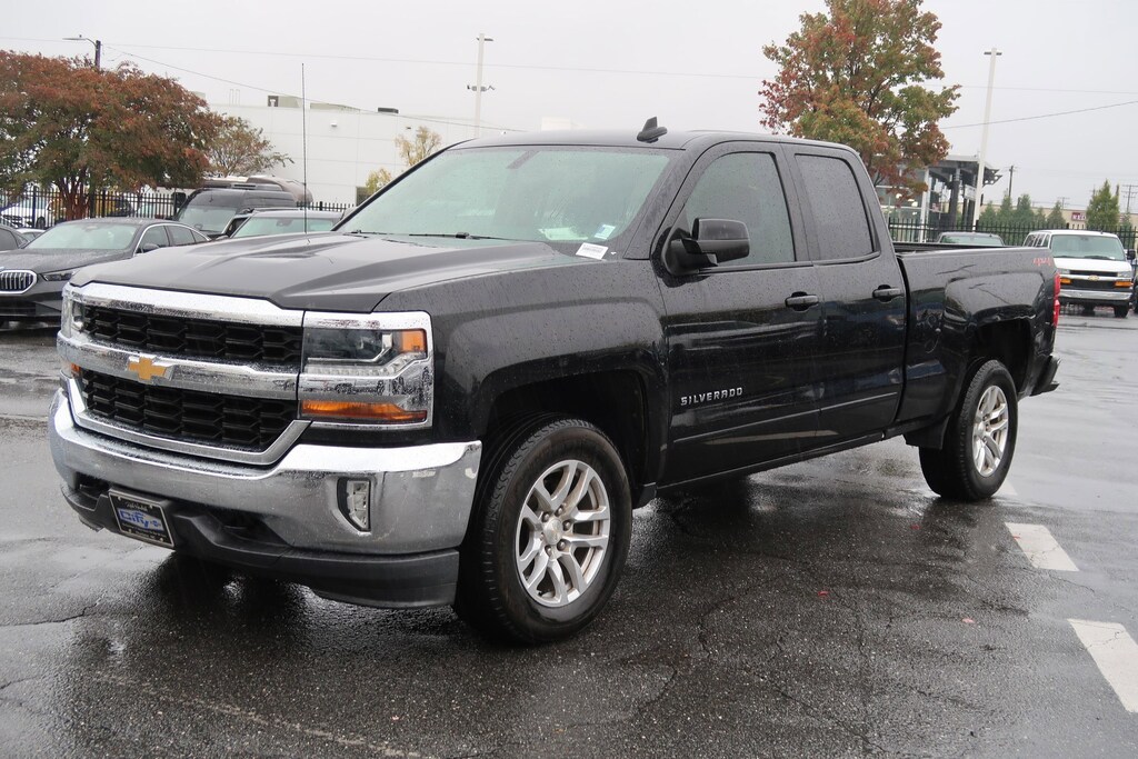 Used 2018 Chevrolet Silverado 1500 LT Pickup