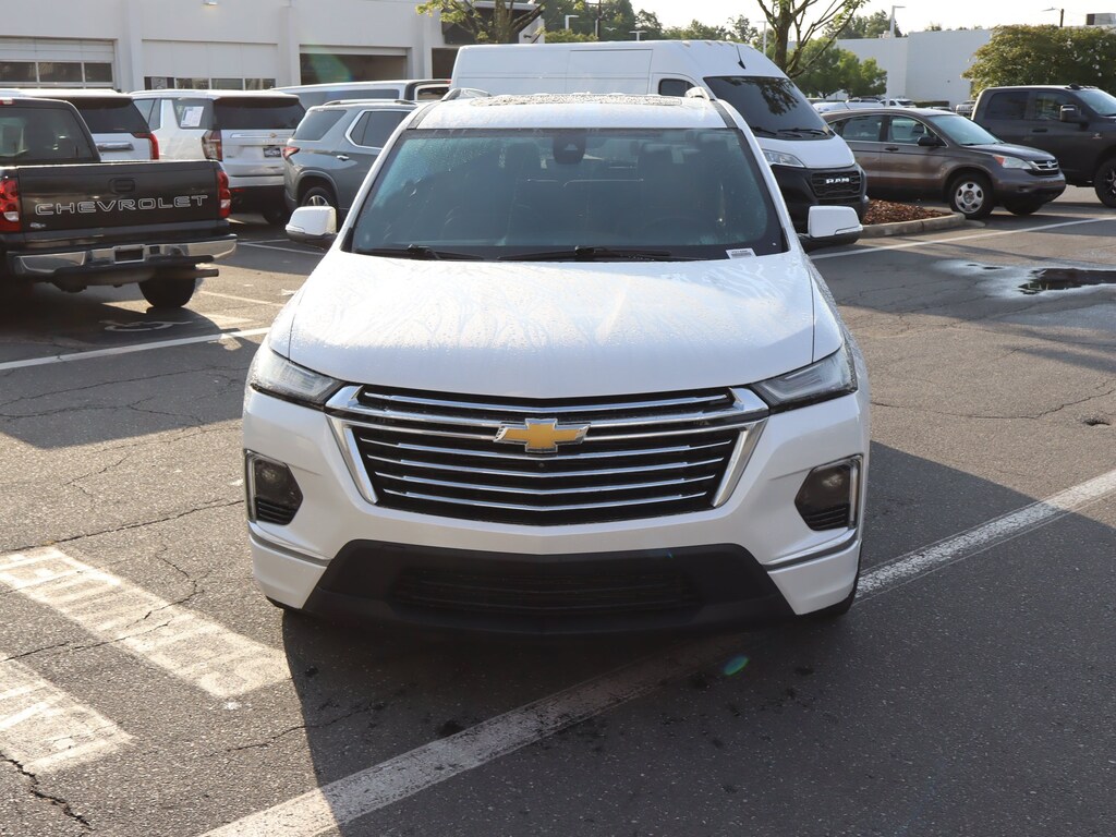 Used 2023 Chevrolet Traverse Premier SUV