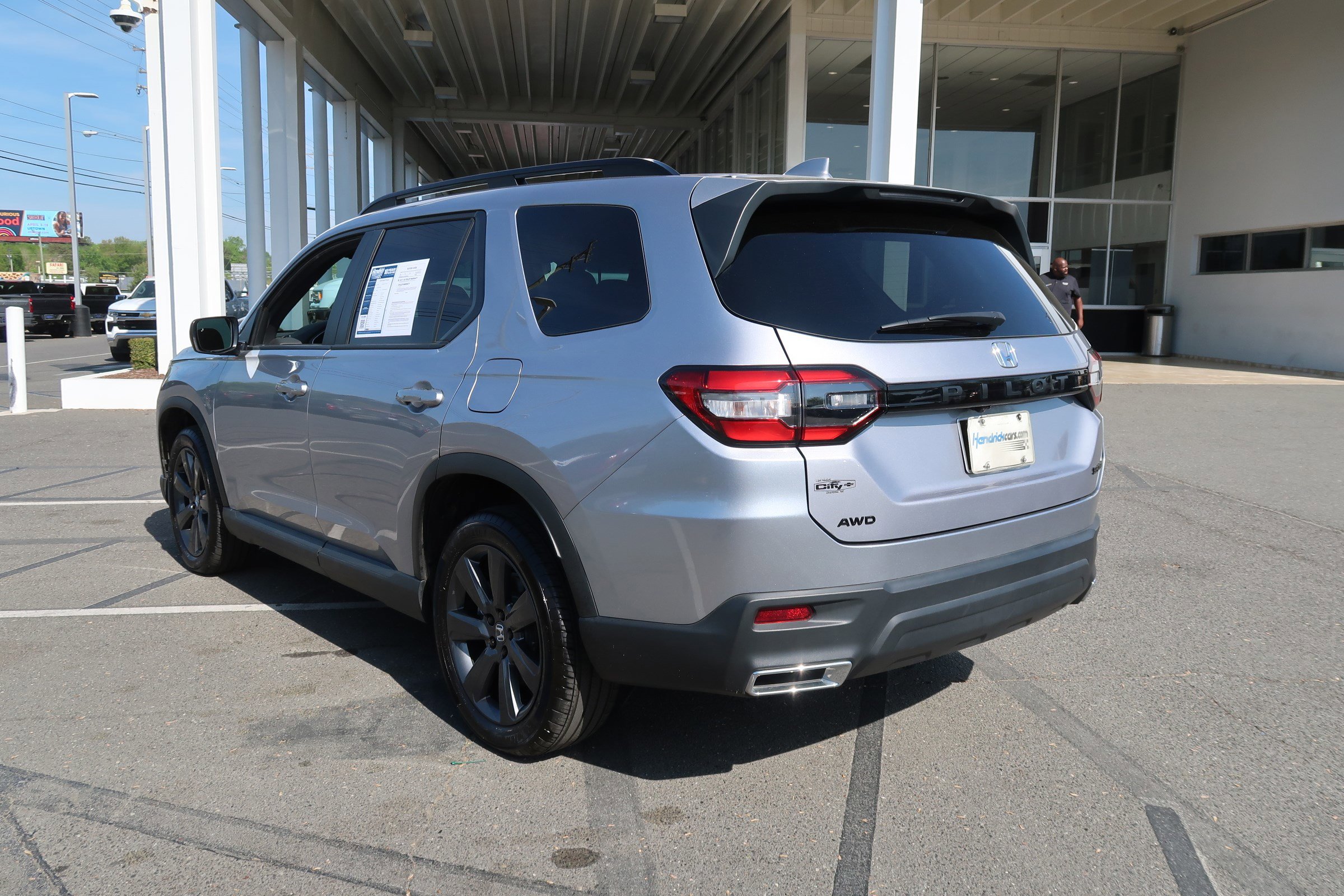 2025 Honda Pilot Sport photo 6