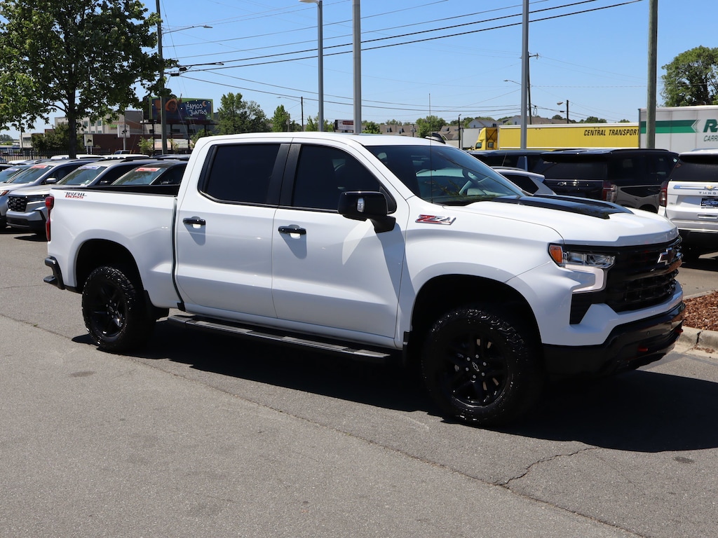 Used 2024 Chevrolet Silverado 1500 LT Trail Boss Pickup