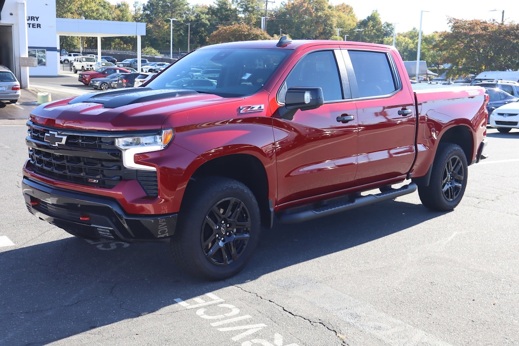 Used 2025 Chevrolet Silverado 1500 LT Trail Boss Pickup