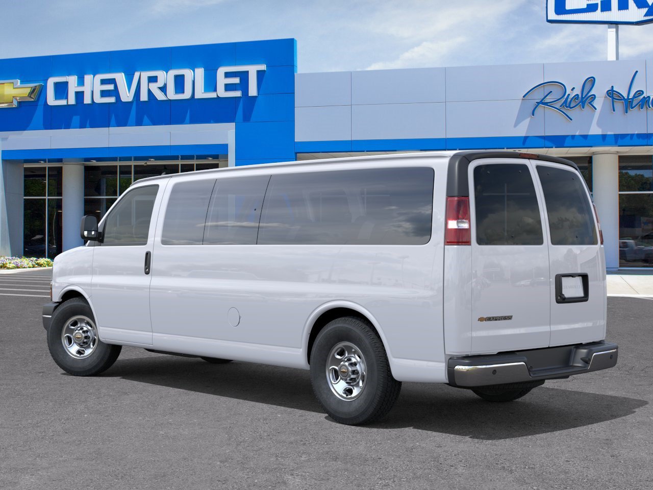 Chevrolet Express Passenger LS