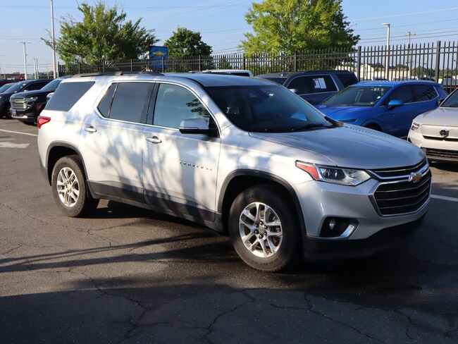 2020 Chevrolet Traverse LT Cloth SUV