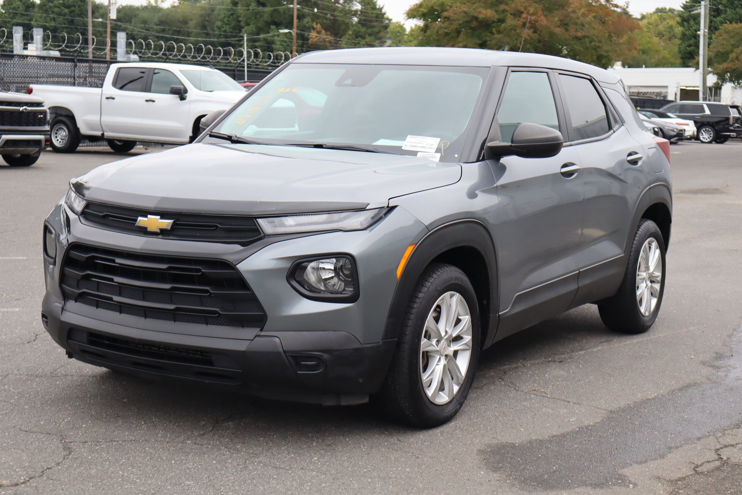 2021 Chevrolet Trailblazer LS photo 3