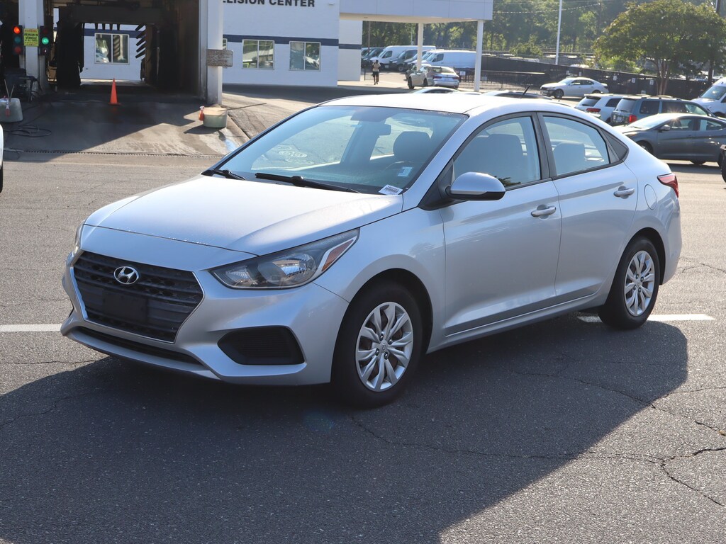 Used 2018 Hyundai Accent SE Sedan