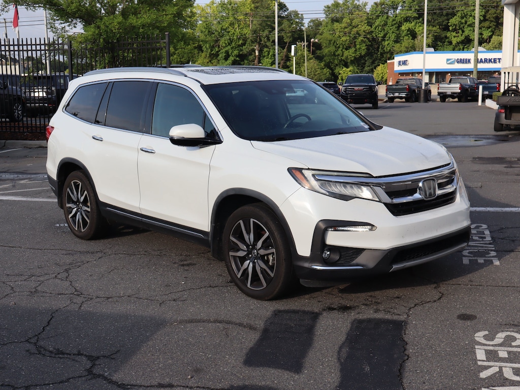 Used 2020 Honda Pilot Touring 8-Passenger SUV