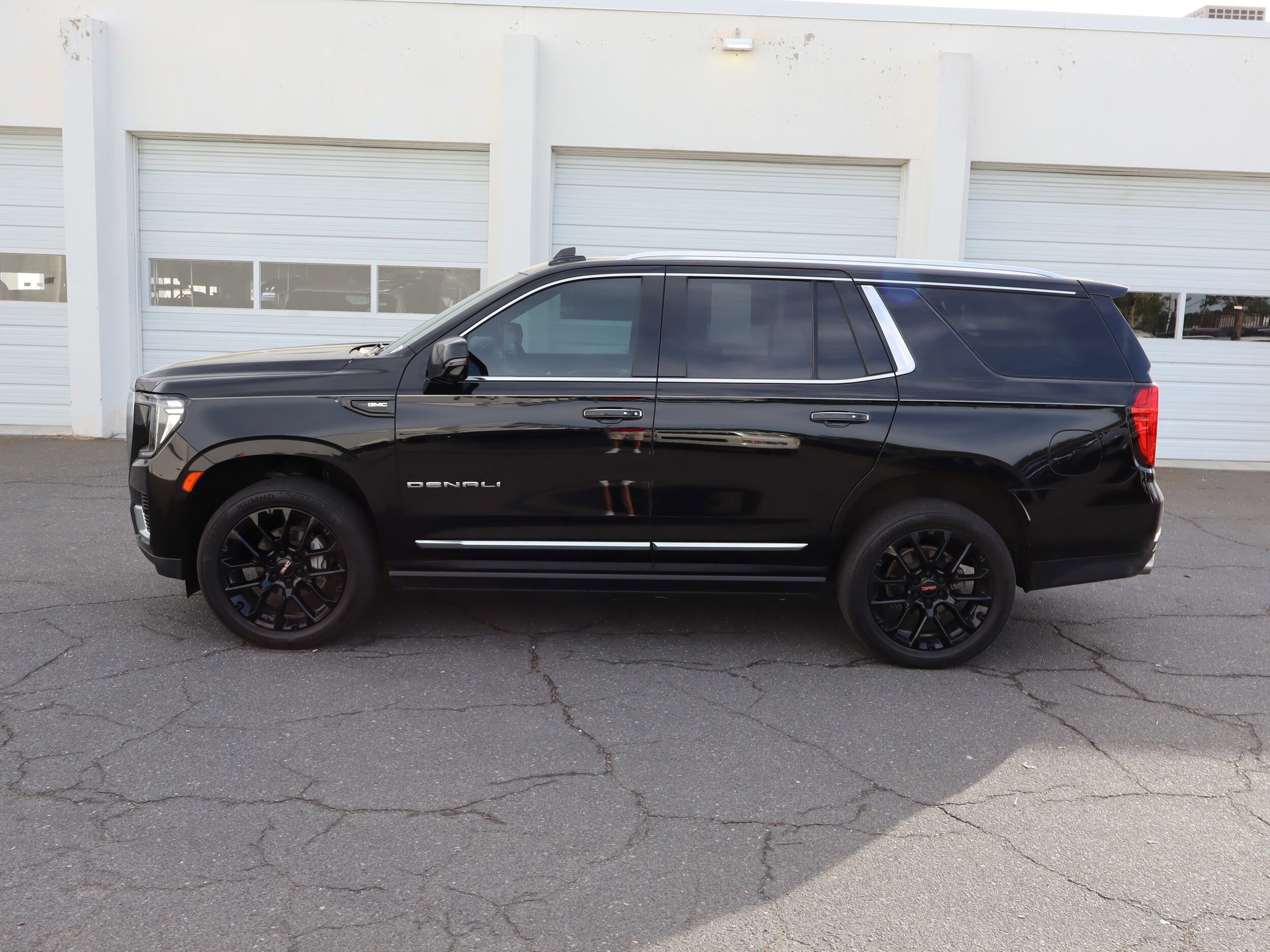 2022 GMC Yukon Denali photo 5