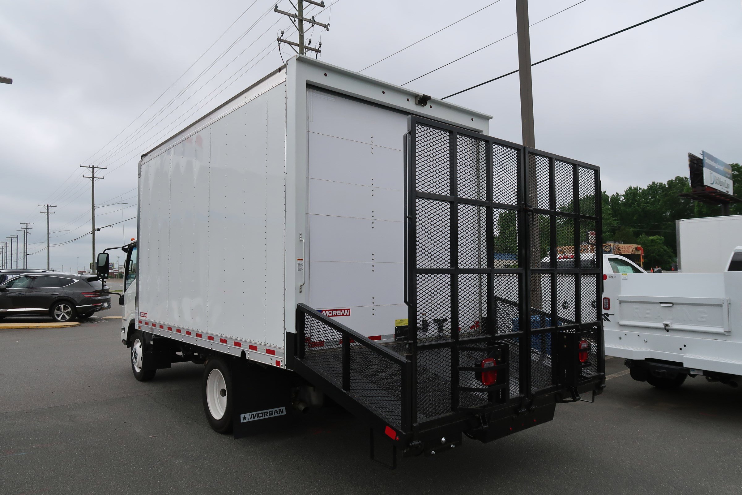 2025 Chevrolet 4500 HG LCF Gas photo 3
