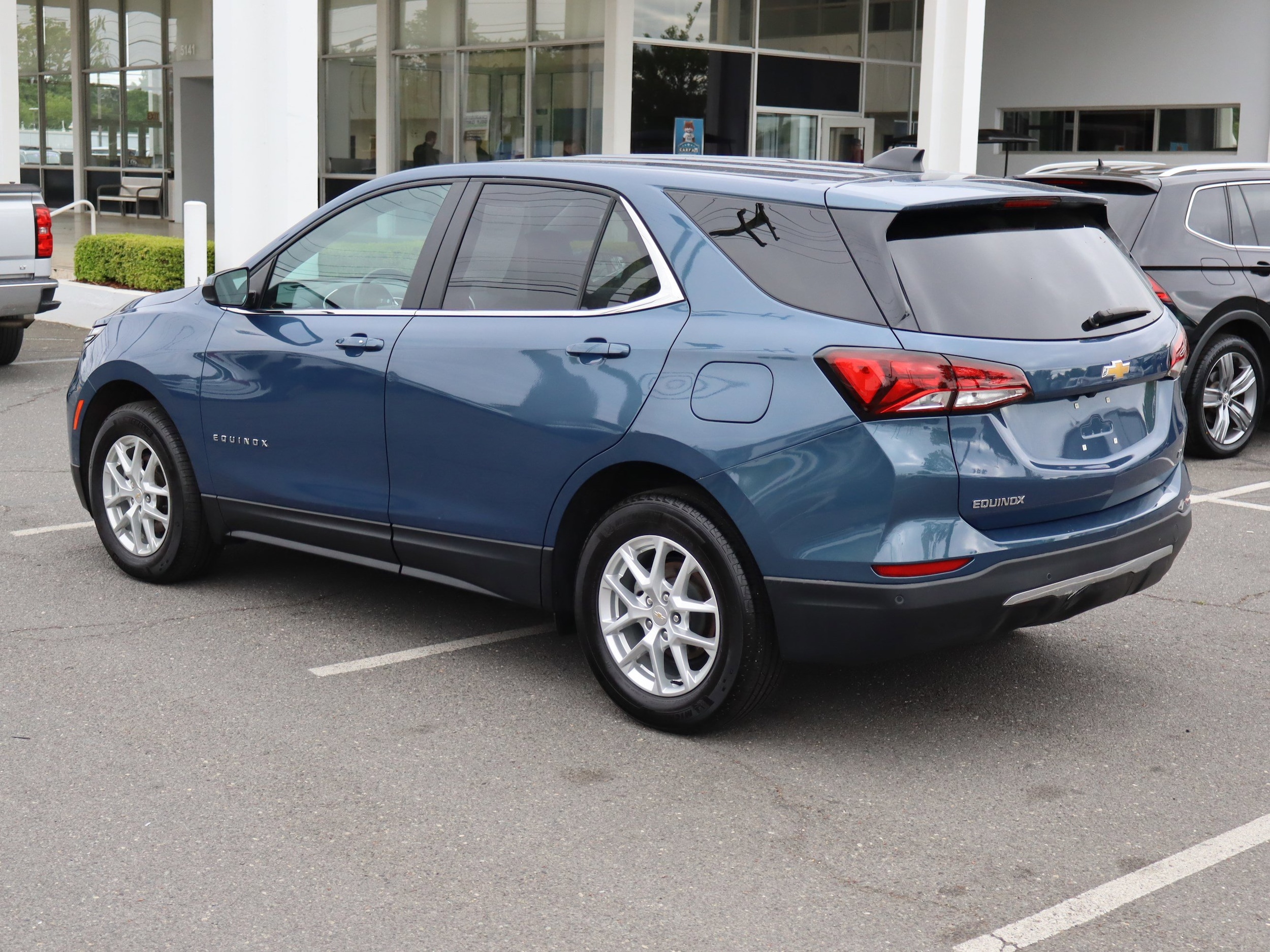 2024 Chevrolet Equinox LT photo 6