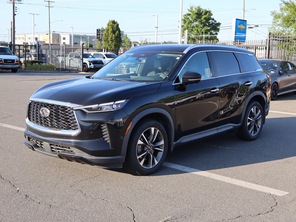 Used 2023 INFINITI QX60 LUXE SUV