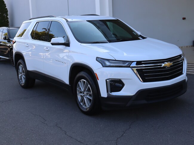 2023 Chevrolet Traverse LT Cloth SUV