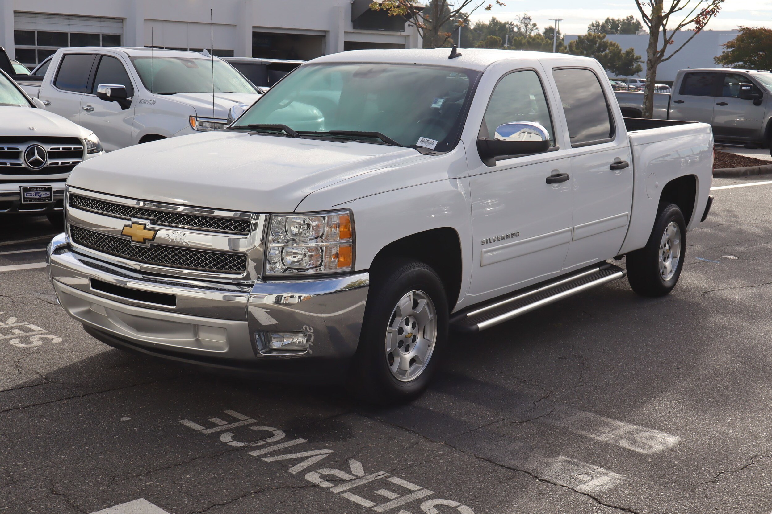 2013 Chevrolet Silverado 1500 LT photo 3