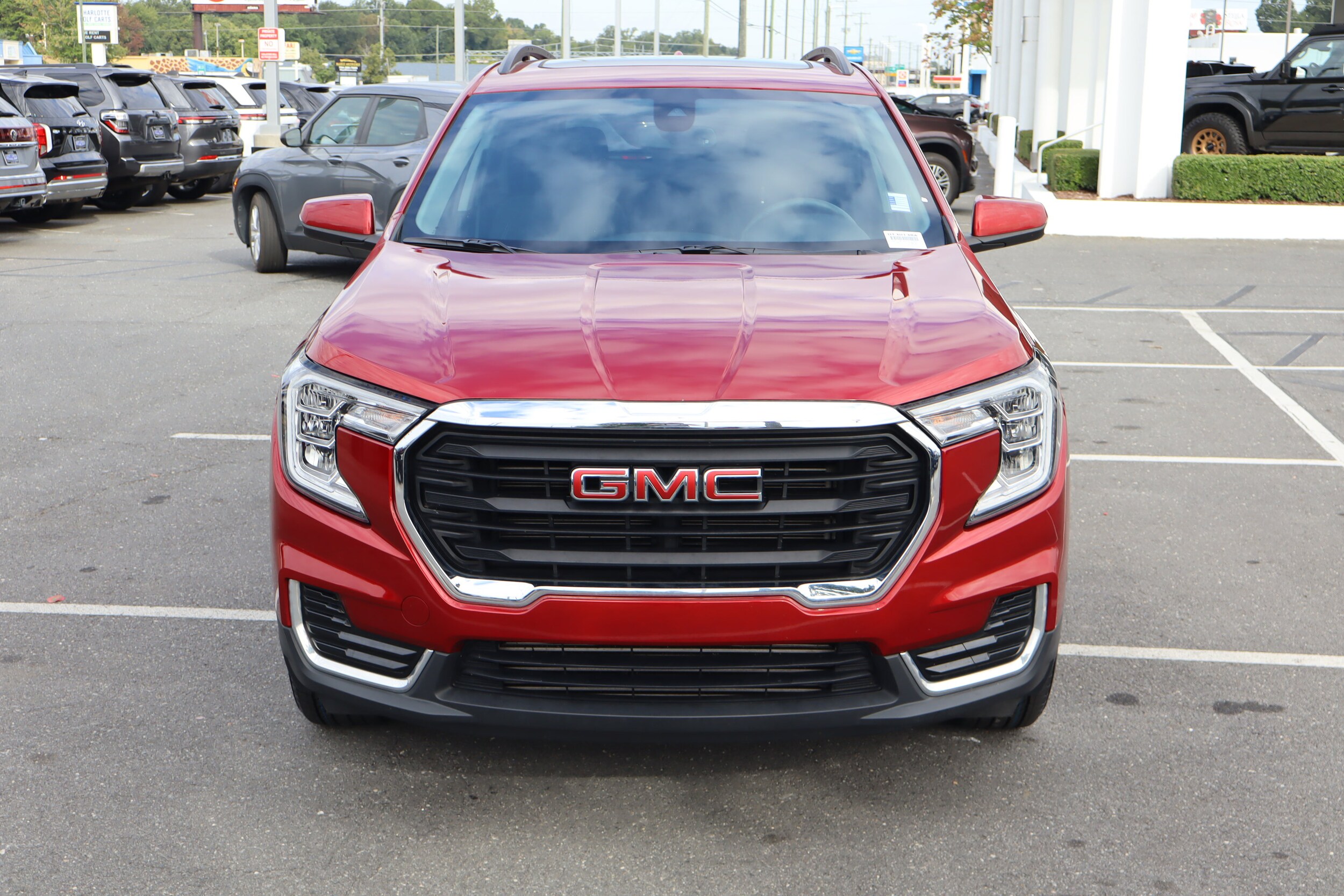 2022 Gmc Terrain SLE photo 2