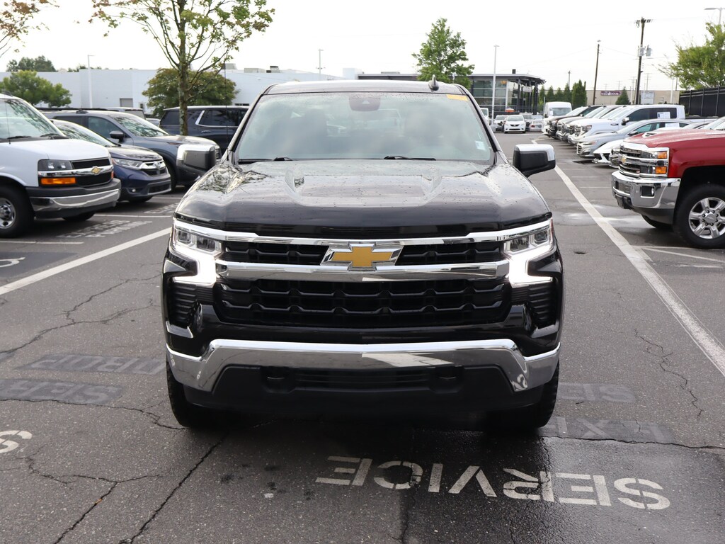 Used 2022 Chevrolet Silverado 1500 LT Pickup
