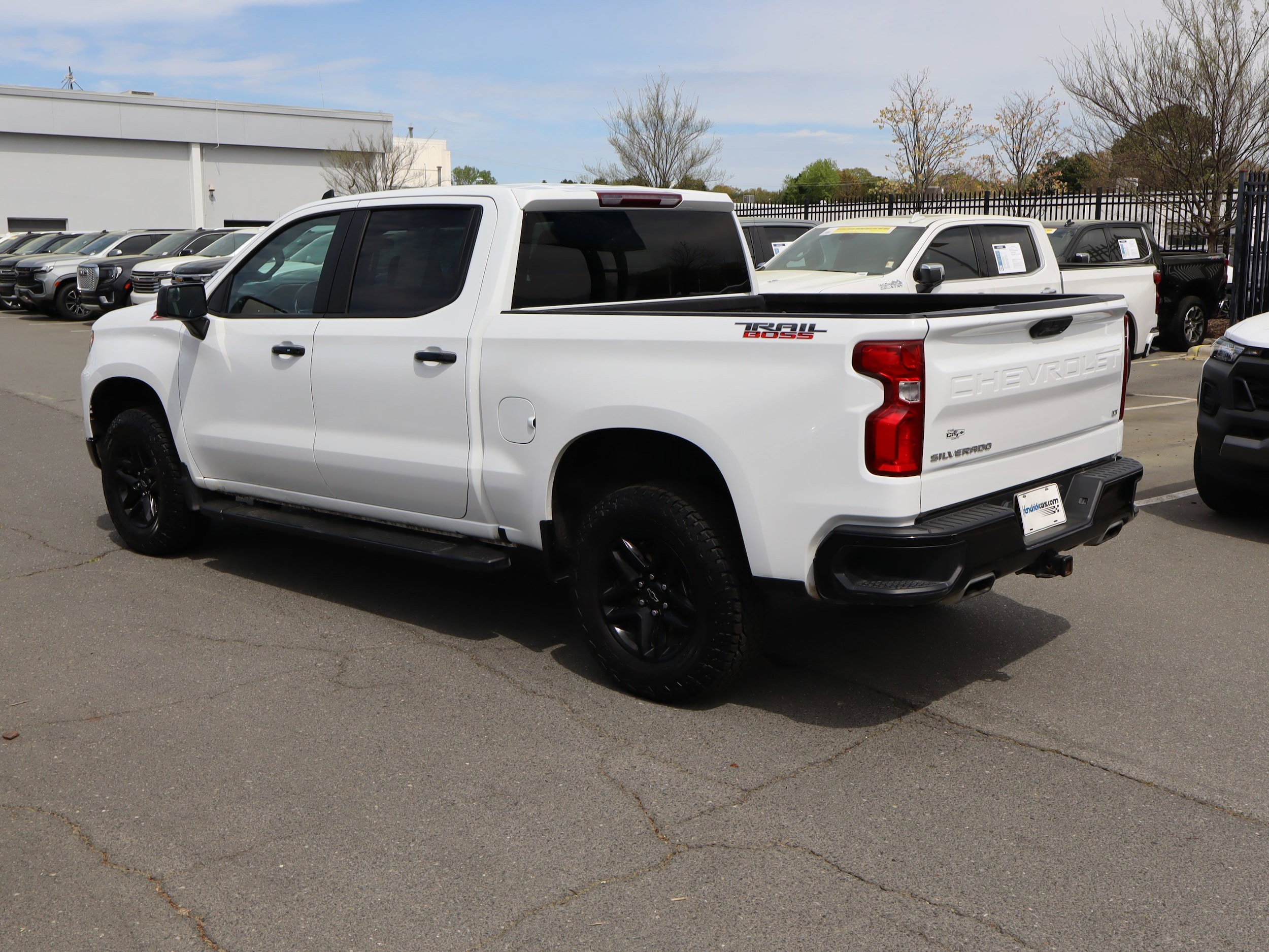 2023 Chevrolet Silverado 1500 LT Trail Boss photo 3