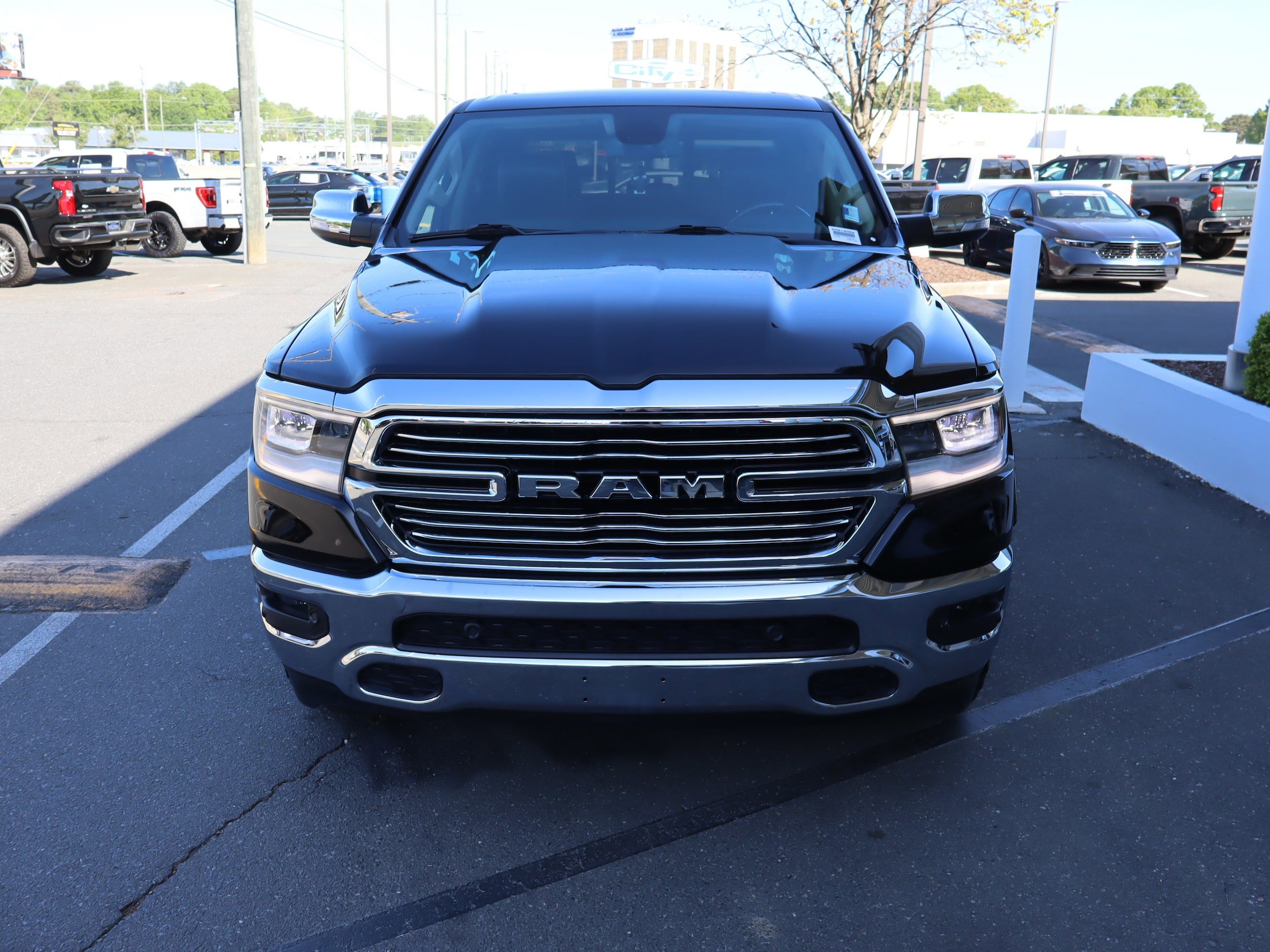2020 Ram 1500 Laramie photo 2