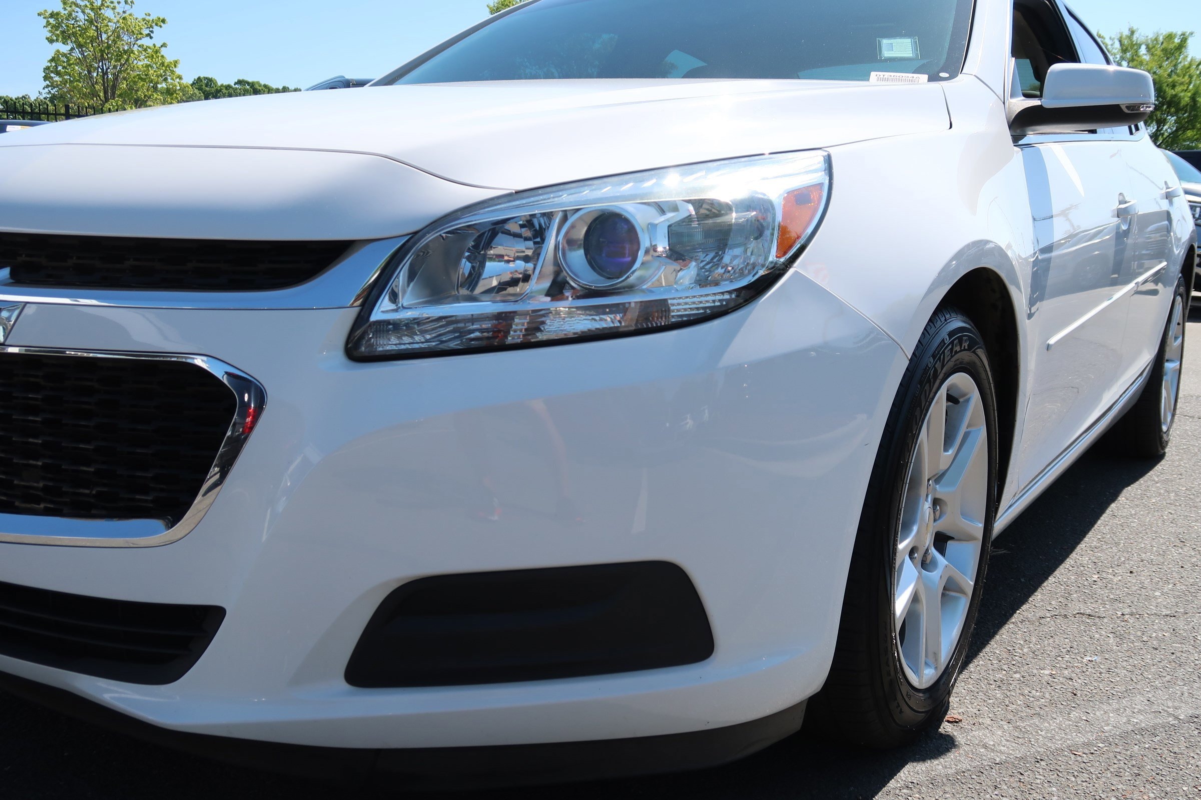 2015 Chevrolet Malibu LT photo 5