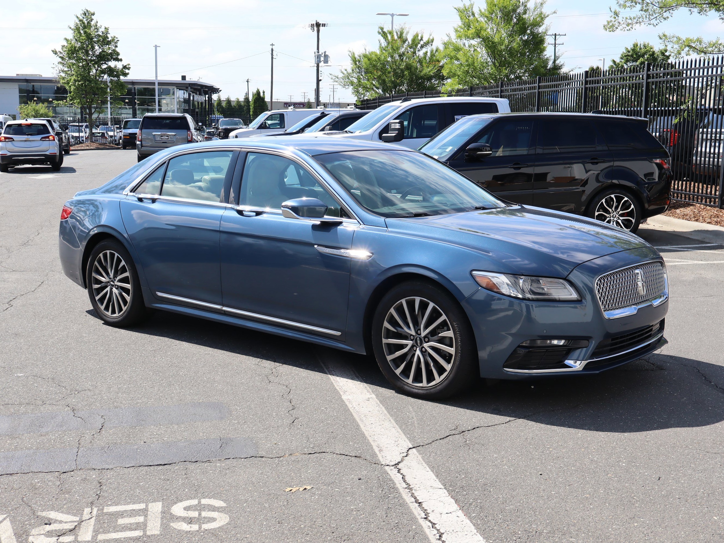 Lincoln Continental Select