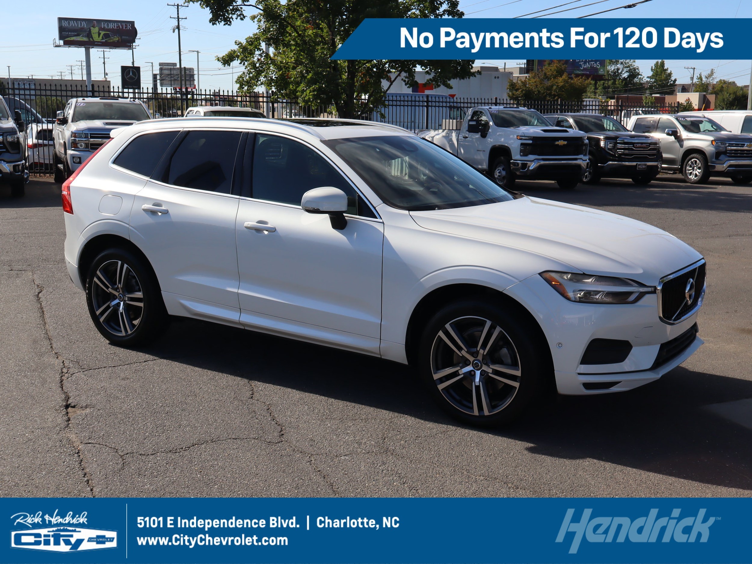2018 Volvo XC60 Momentum