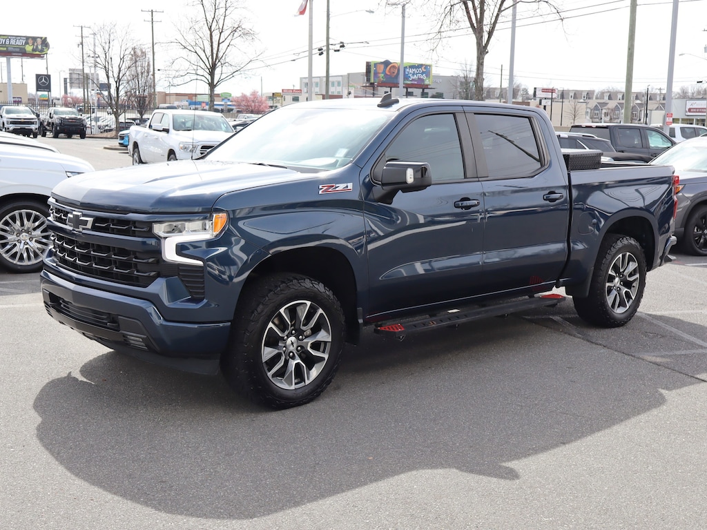 Used 2022 Chevrolet Silverado 1500 RST Pickup